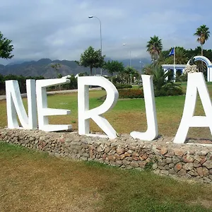 hostal-dianes.hotelsinnerja.org/