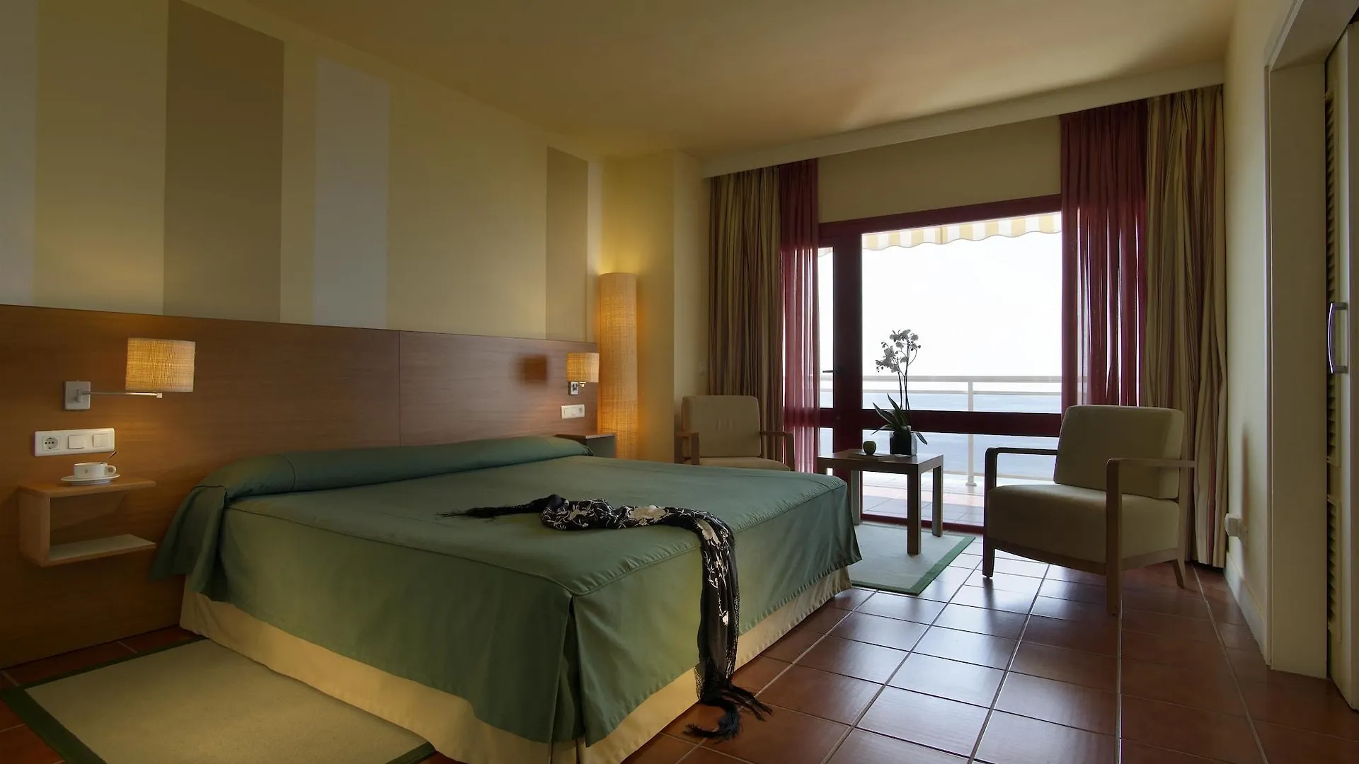 Parador De Nerja (Adults Only) 4*,  Spanje